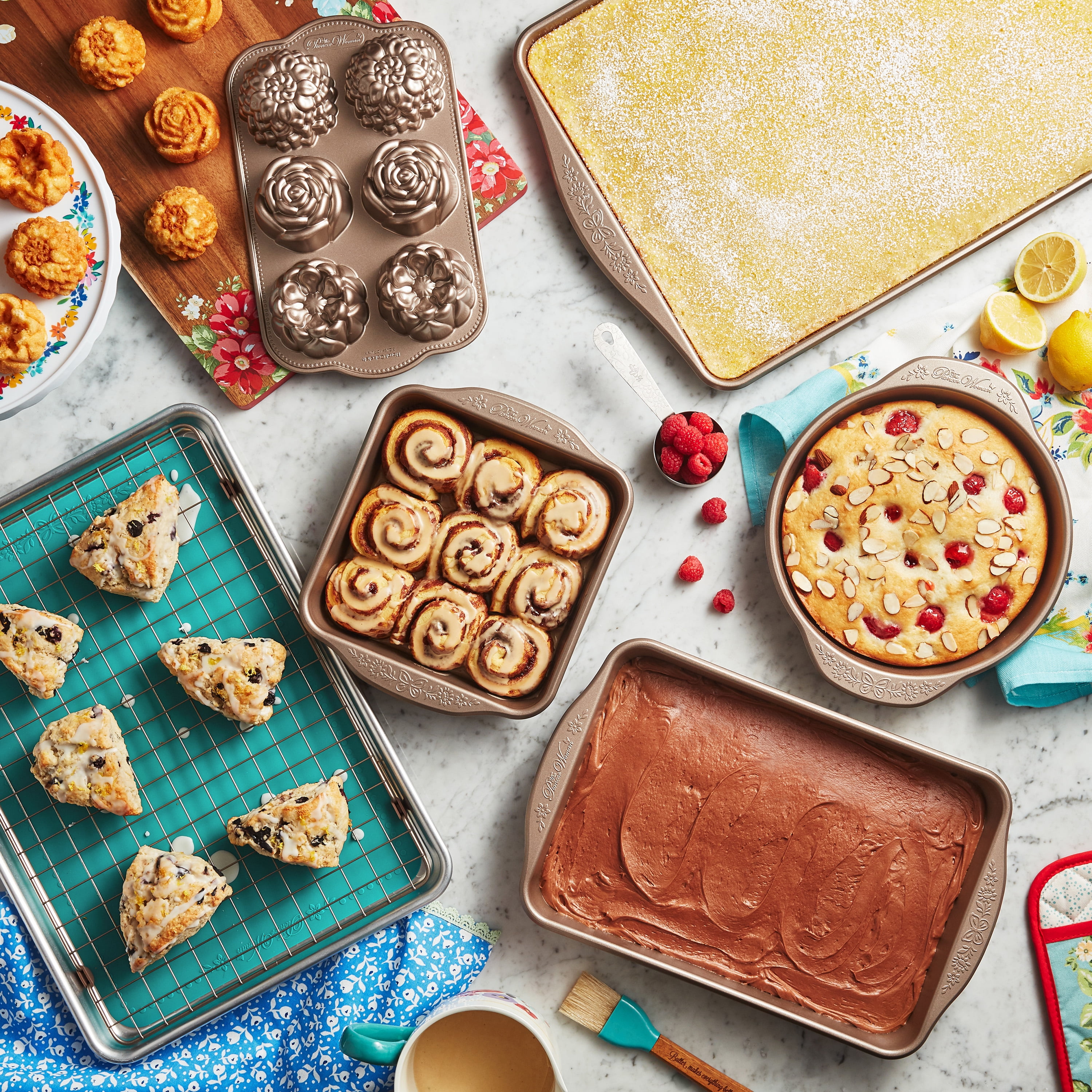 8 Best Cookie Sheets and Baking Pans of 2024 - Reviewed