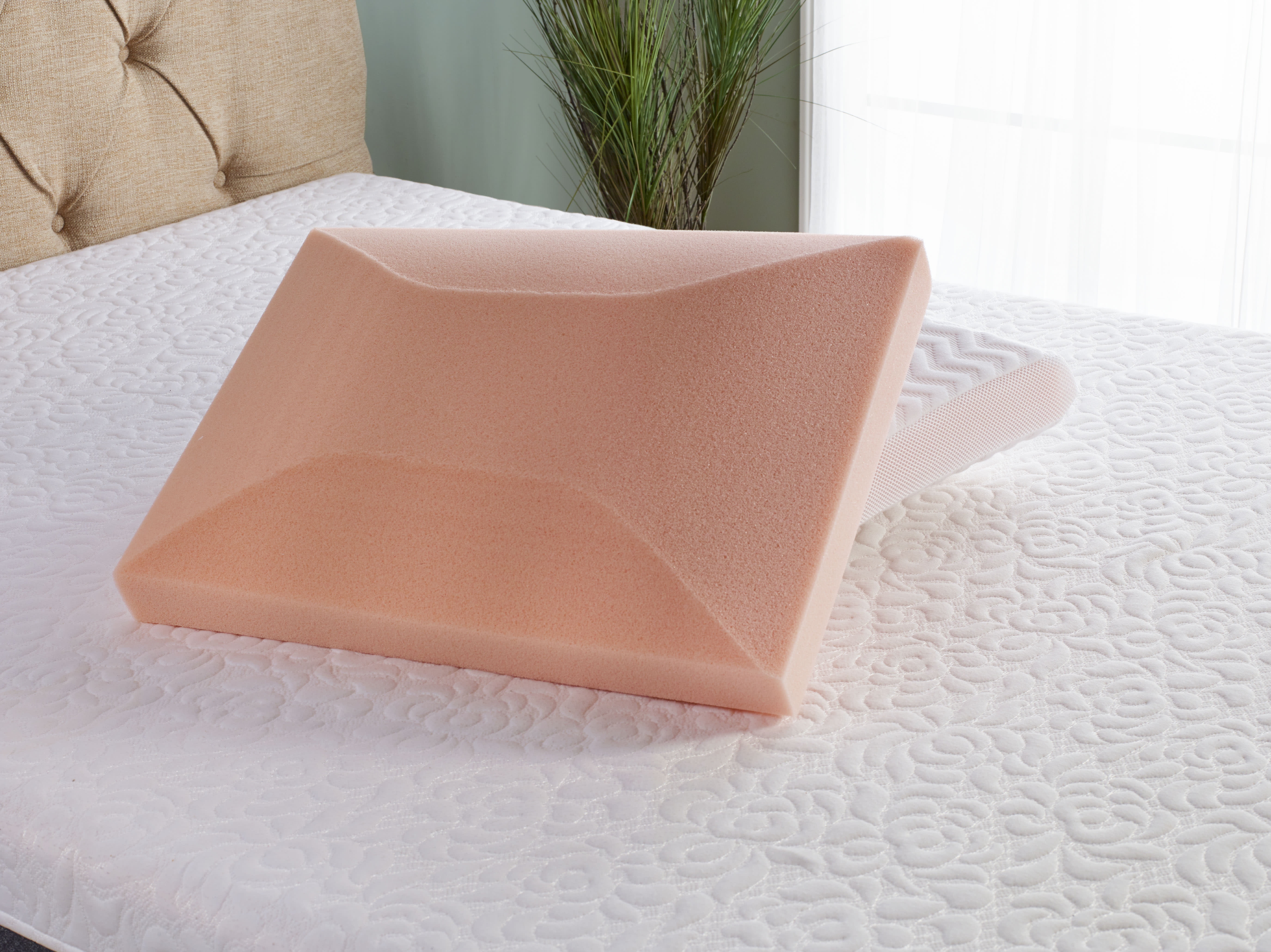 Comfort Tech Serene Memory Foam Standard Pillow 031374555933 - The Home  Depot