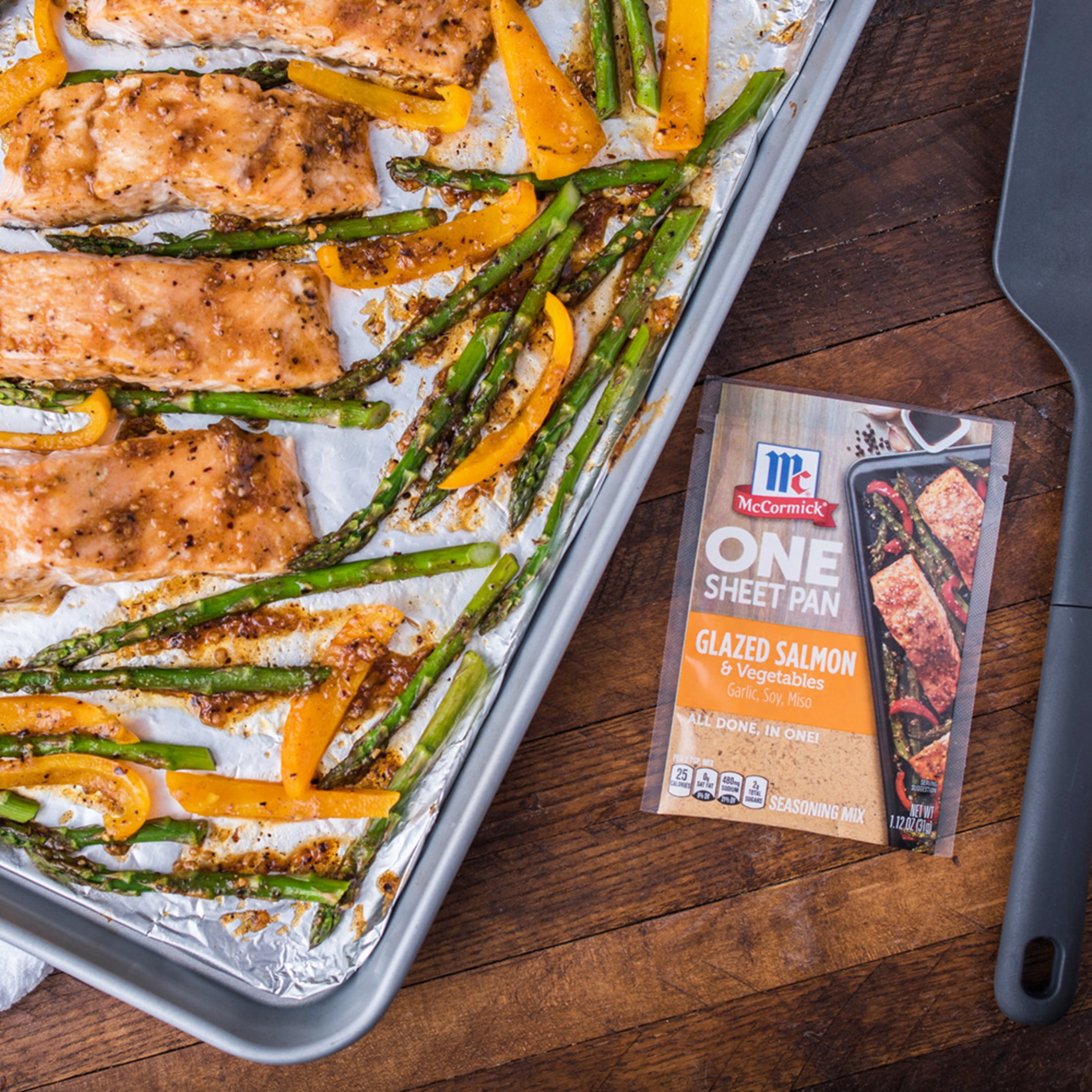 McCormick Glazed Salmon & Vegetables One Sheet Pan Seasoning Mix, 1.12 oz Packet