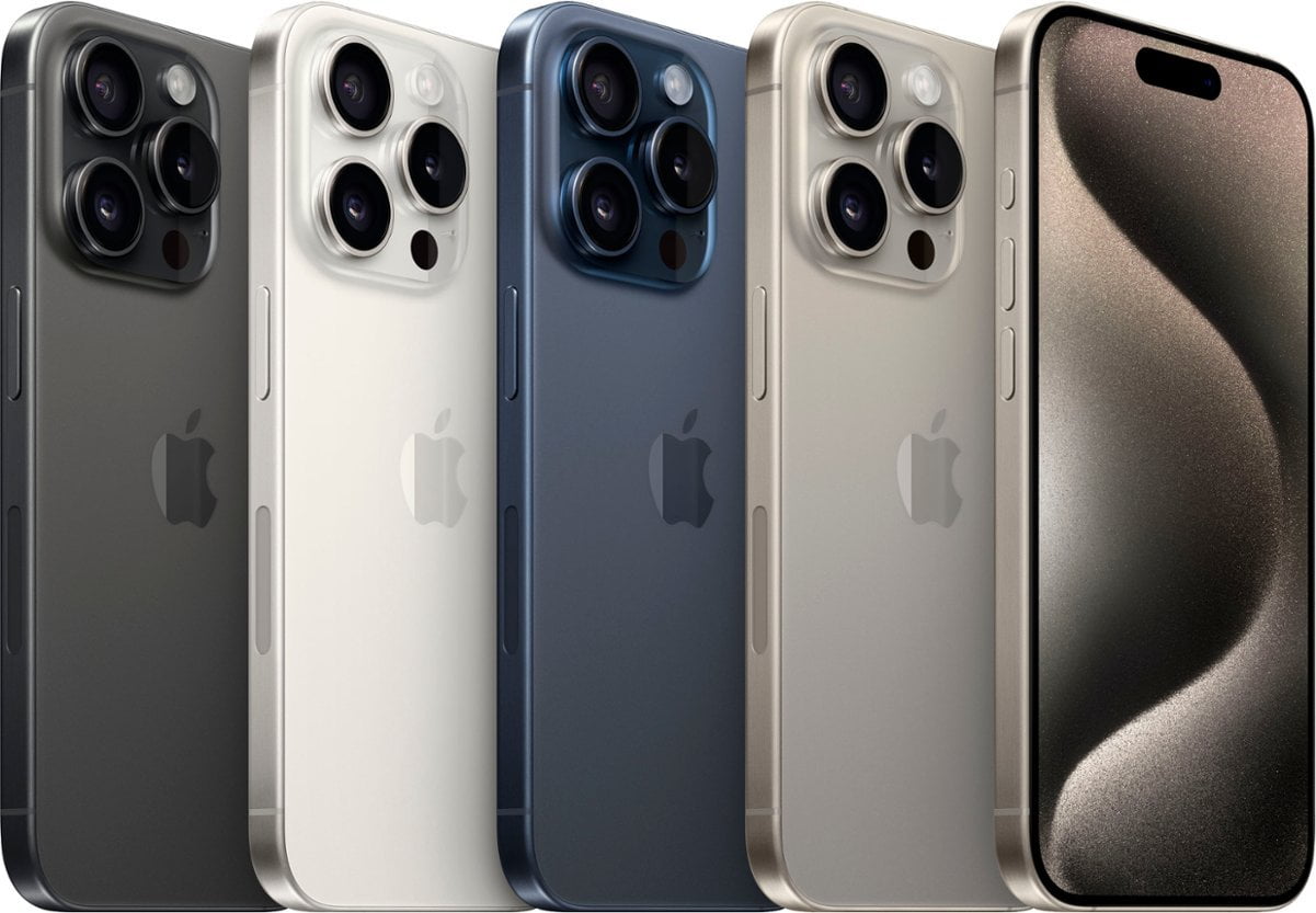 Restored Apple iPhone 15 Pro 128GB - White Titanium (Refurbished)