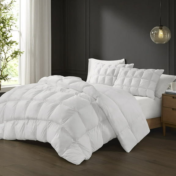 Overfilled Down Alternative Comforter White Full/Queen