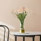 thumbnail image 1 of Claveles artificiales Lisbinx: paquete de 5 tallos florales artificiales para decoración del hogar y la mesa., 1 of 7