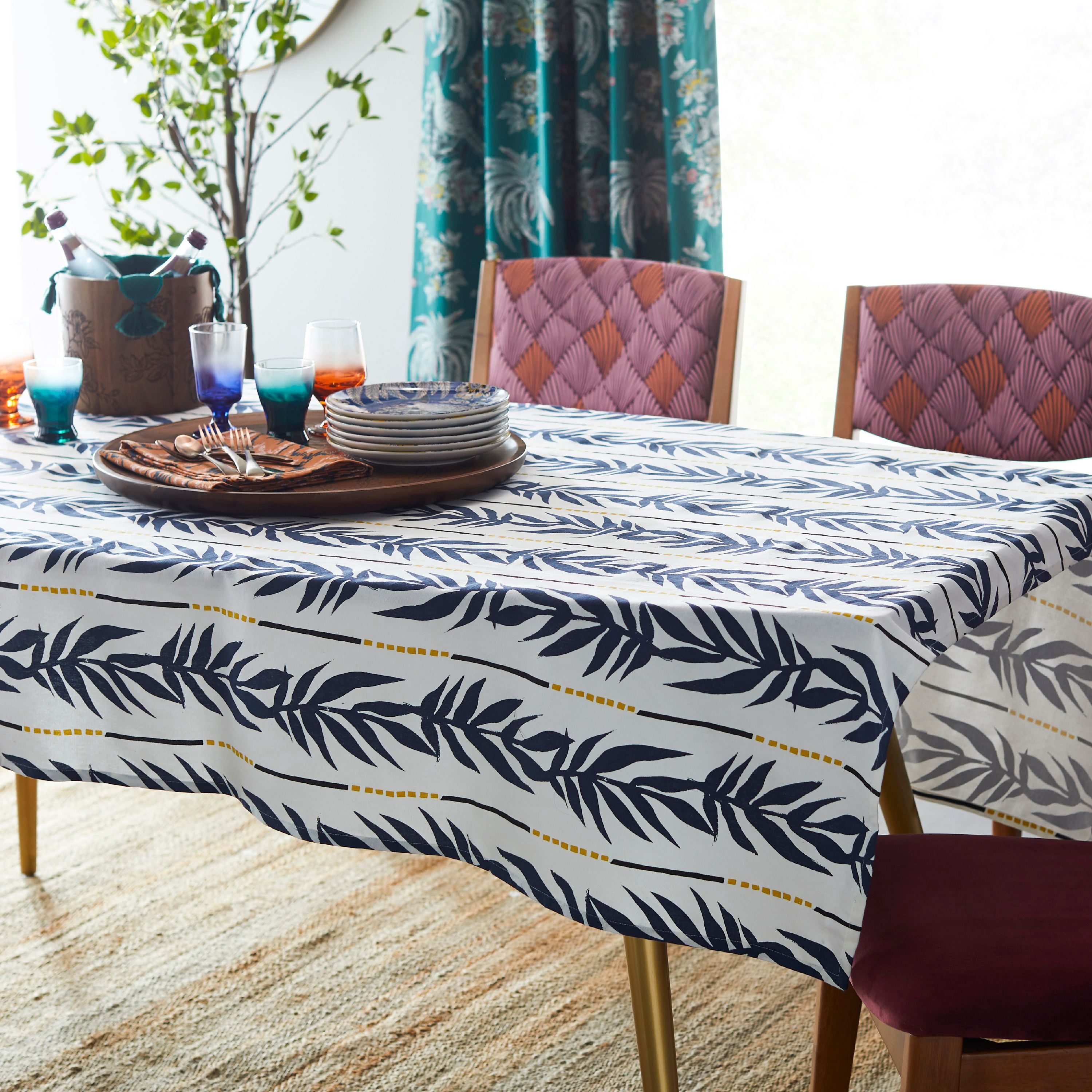 Vintage Palm Table Throw, White by Drew Barrymore Flower Home
