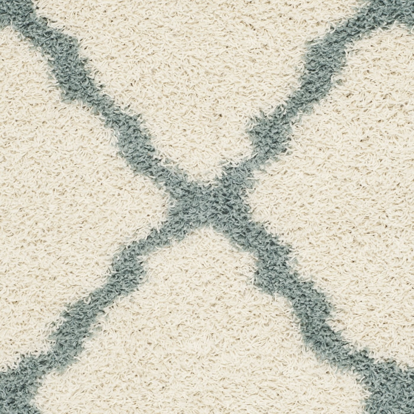 SAFAVIEH Daley Geometric Plush Shag Area Rug, Ivory/Seafoam, 6' x 6' Round