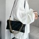 thumbnail image 4 of Bolsos de mensajero para mujer, bolsos de diseñador de lujo de marca 2024, nuevos bolsos de moda para damas, bolsos cruzados de hombro tejidos de celebridades de Internet, 4 of 5