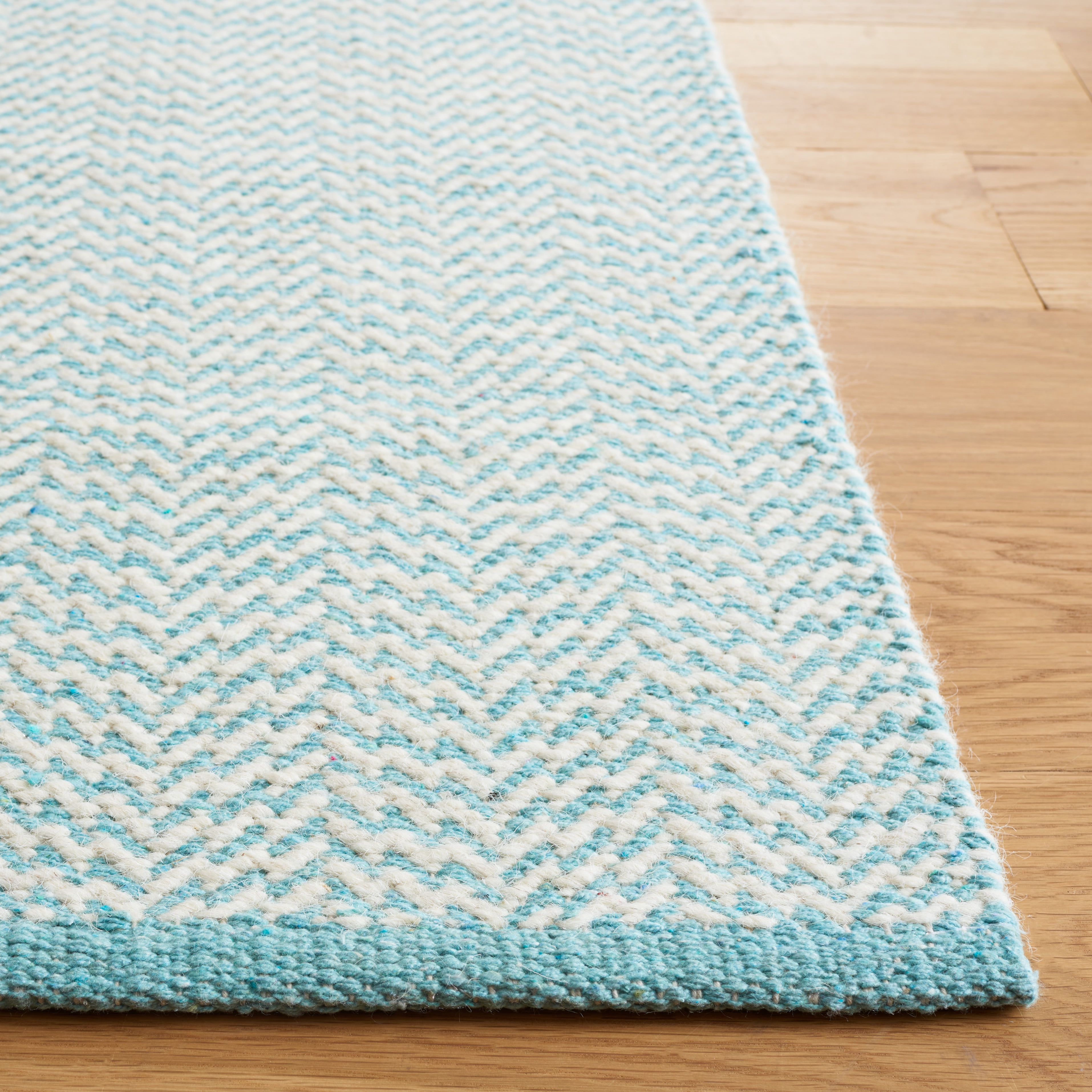 SAFAVIEH Vermont Zavia Chevron Area Rug, Teal/Ivory, 8' x 10'