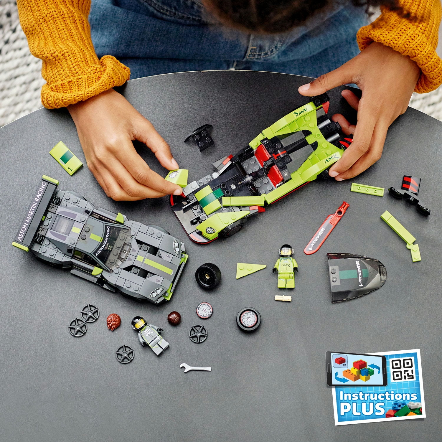 LEGO Speed Champions Aston Martin Valkyrie AMR Pro & Vantage GT3