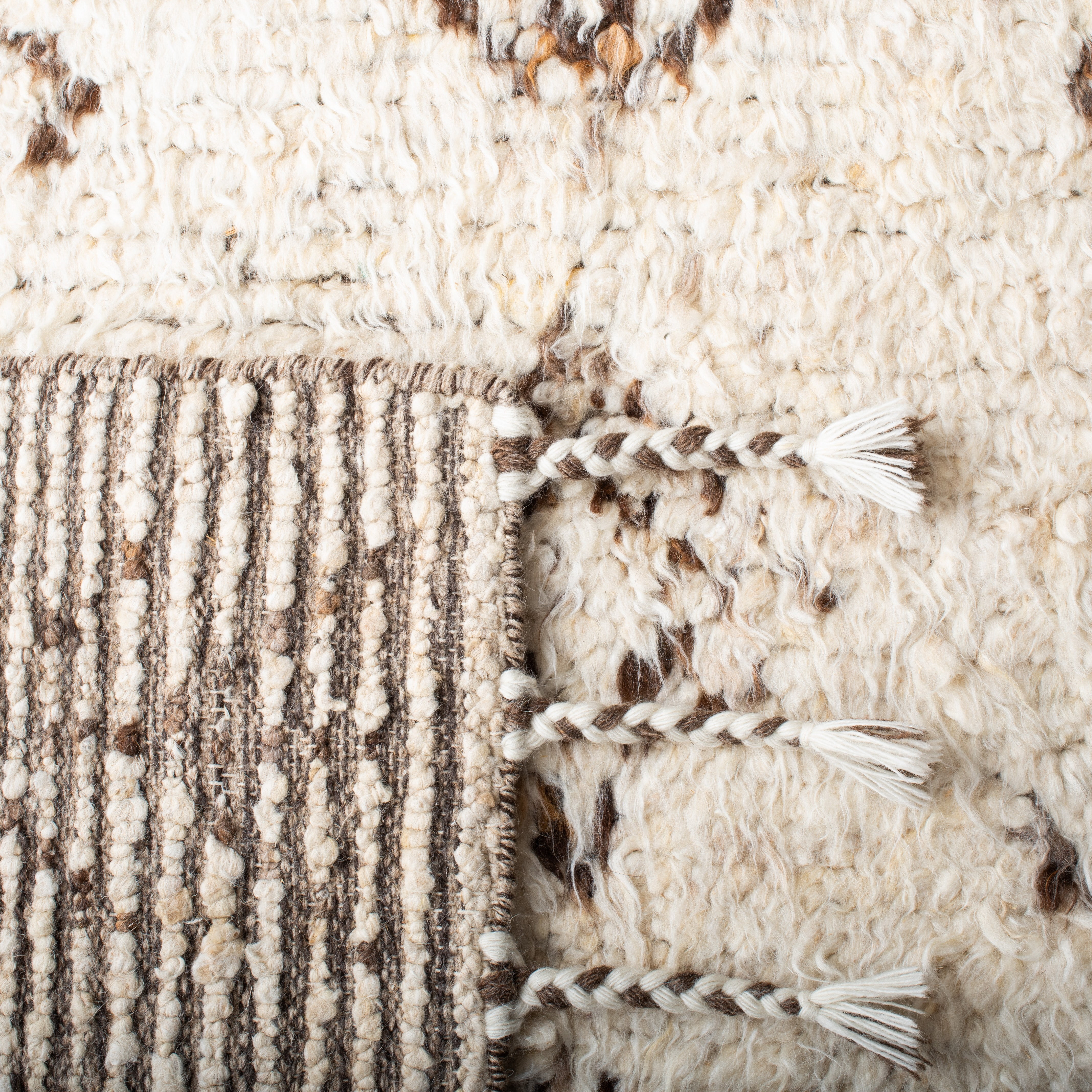 Safavieh Kenya Egbert Southwestern Area Rug, Ivory/Brown, 8' x 10'