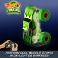 thumbnail image 5 of Hot Wheels Monster Trucks RC Toy, Gunkster con control remoto a escala 1:15, brilla en la oscuridad y tiene neumáticos de acción todoterreno con capacidad todoterreno, 5 of 5