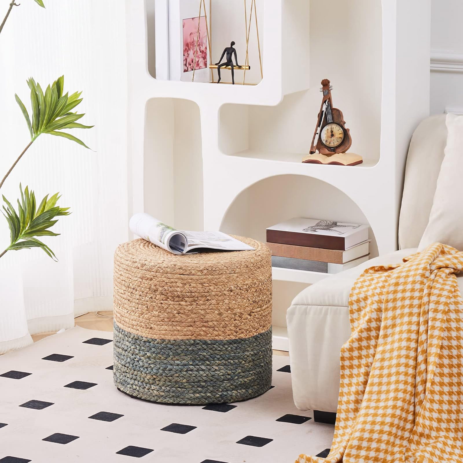 Handwoven Cattail Pouf Ottoman, Lightweight Durable Natural Jute Footrest, Versatile Vanity Stool Shoe Bench for Balcony Garden Living Room