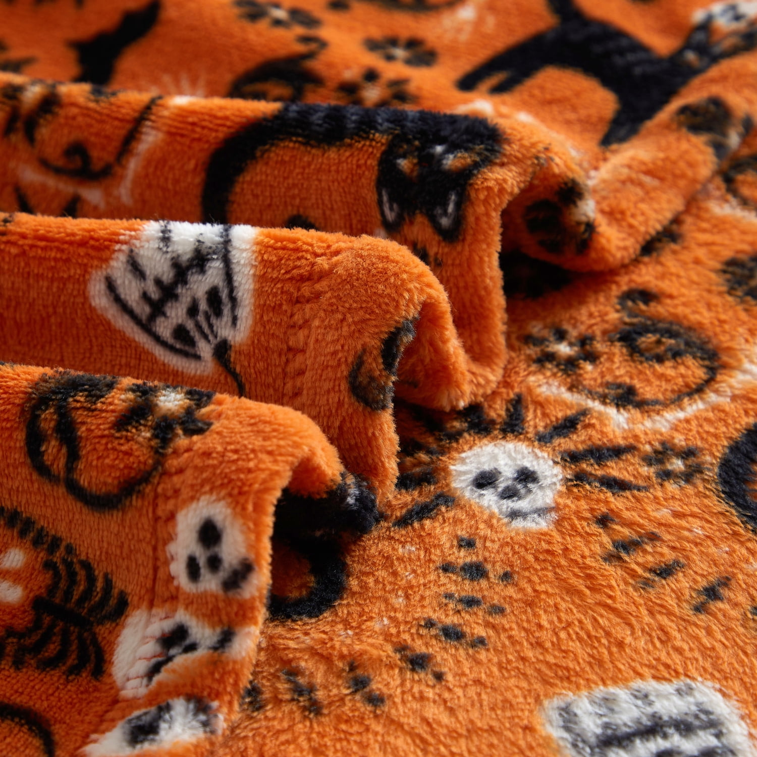 Way To Celebrate Cats Bandana Plush Oversized Couch Throw Blanket, Orange, 50 x 72 in