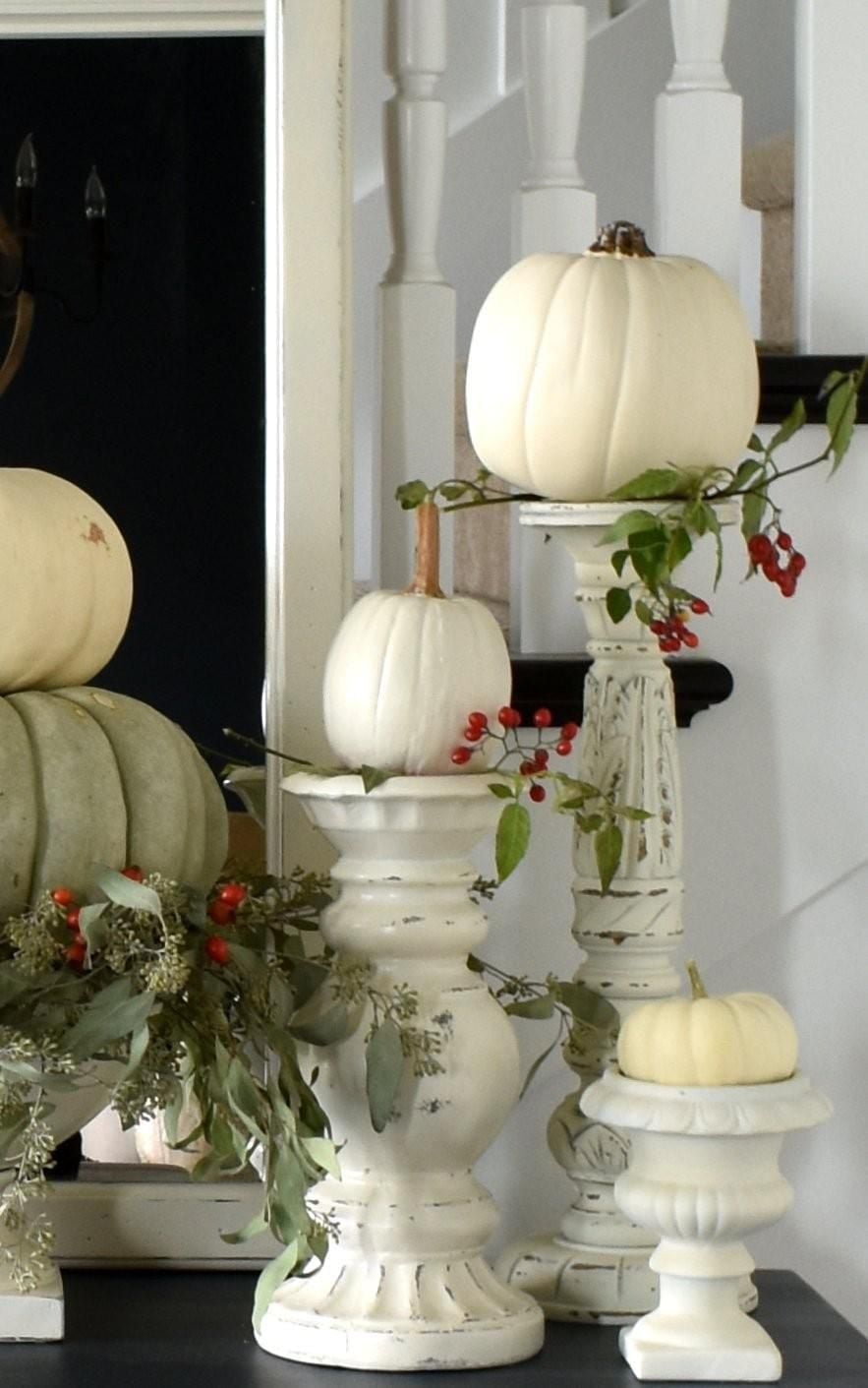 Rust-Oleum Chalked Ultra Matte Paint, Chiffon Cream, Dries to a chalky, smooth finish