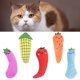 thumbnail image 1 of Juguete para gatos Xeyise con forma de verdura y dientes molares de peluche que chirría para gatos, 1 of 8