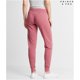 thumbnail image 2 of Aeropostale Womens Solid Athletic Jogger Pantalones, Rojo, Mediano Aeropostale Persona que practica jogging, 2 of 2