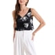 thumbnail image 2 of Top de satén Inspire Chic para mujer 2025, sin mangas, con escote en V, floral, talla XS, negro, 2 of 6