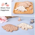 thumbnail image 5 of Juego de cortadores de galletas de dinosaurio jurásico y estampadores de esqueleto T-Rex Stegosaurus Triceratops Fossil (paquete de 6), 5 of 5