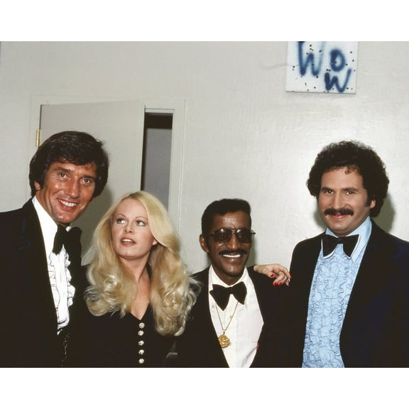 Sammy Davis Jr. Candid 1976 With Gabe Kaplan Sally Struthers 24X36 Classic Hollywood Poster