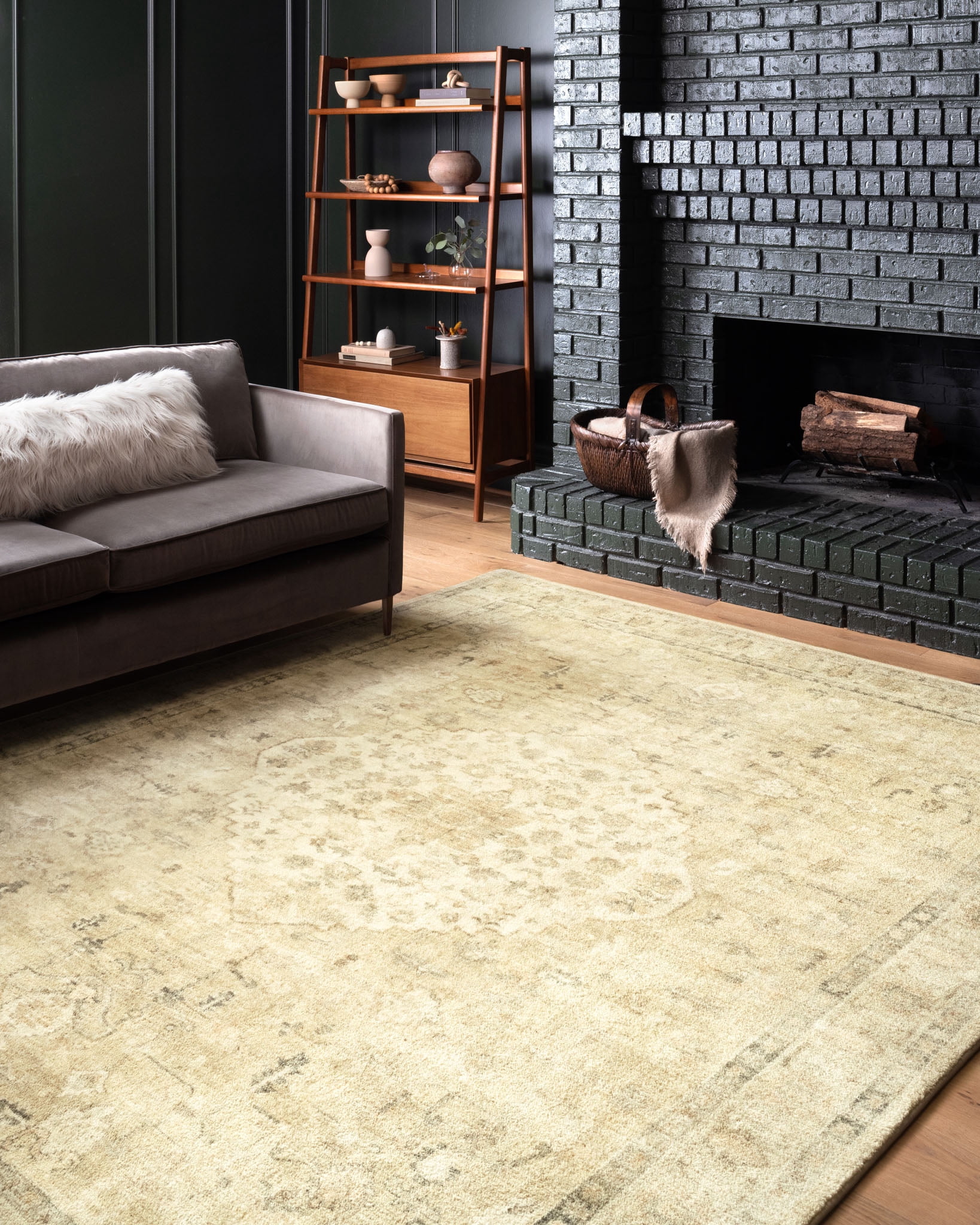Loloi Rosette Sand / Ivory 3'-3" x 5'-3" Accent Rug