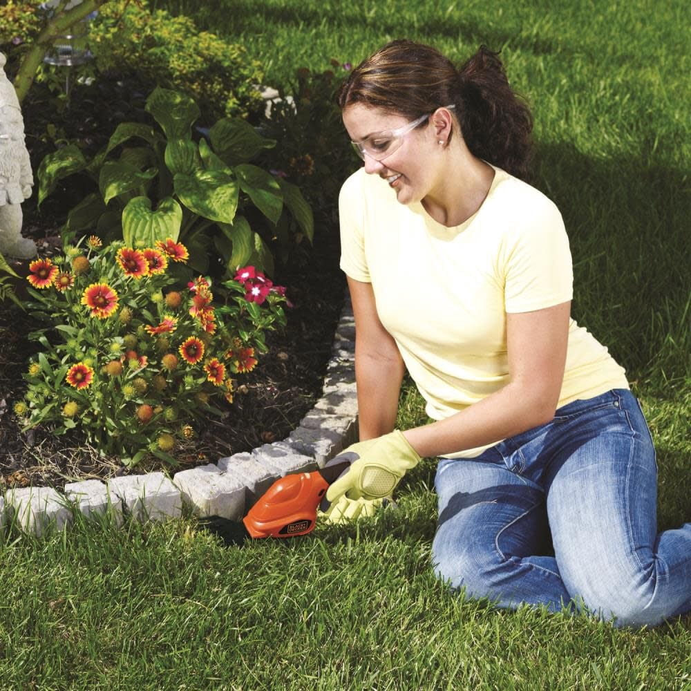 BLACK+DECKER Shrub Trimmer/Grass Shear Combo GSL35 Cordless - 3.6V Battery - 2 Piece