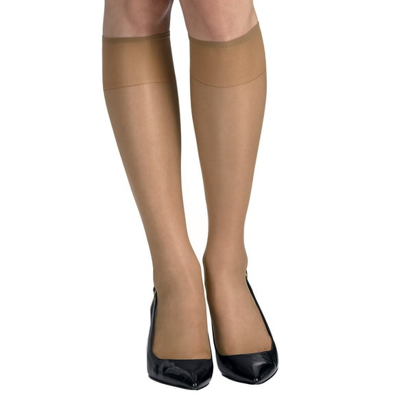 Women's Hanes 725 Silk Reflections Knee High - 2 Pair Pack (Little Color O/S)