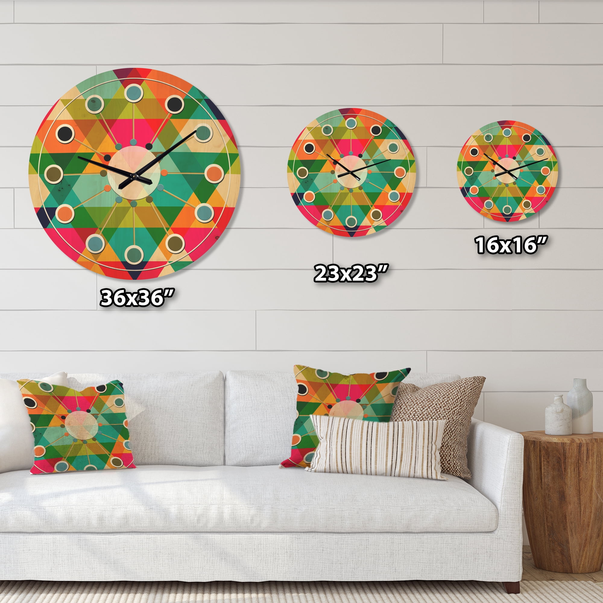 Designart 'Diamond Retro Pattern IX' Mid-Century Modern Wood Wall Clock