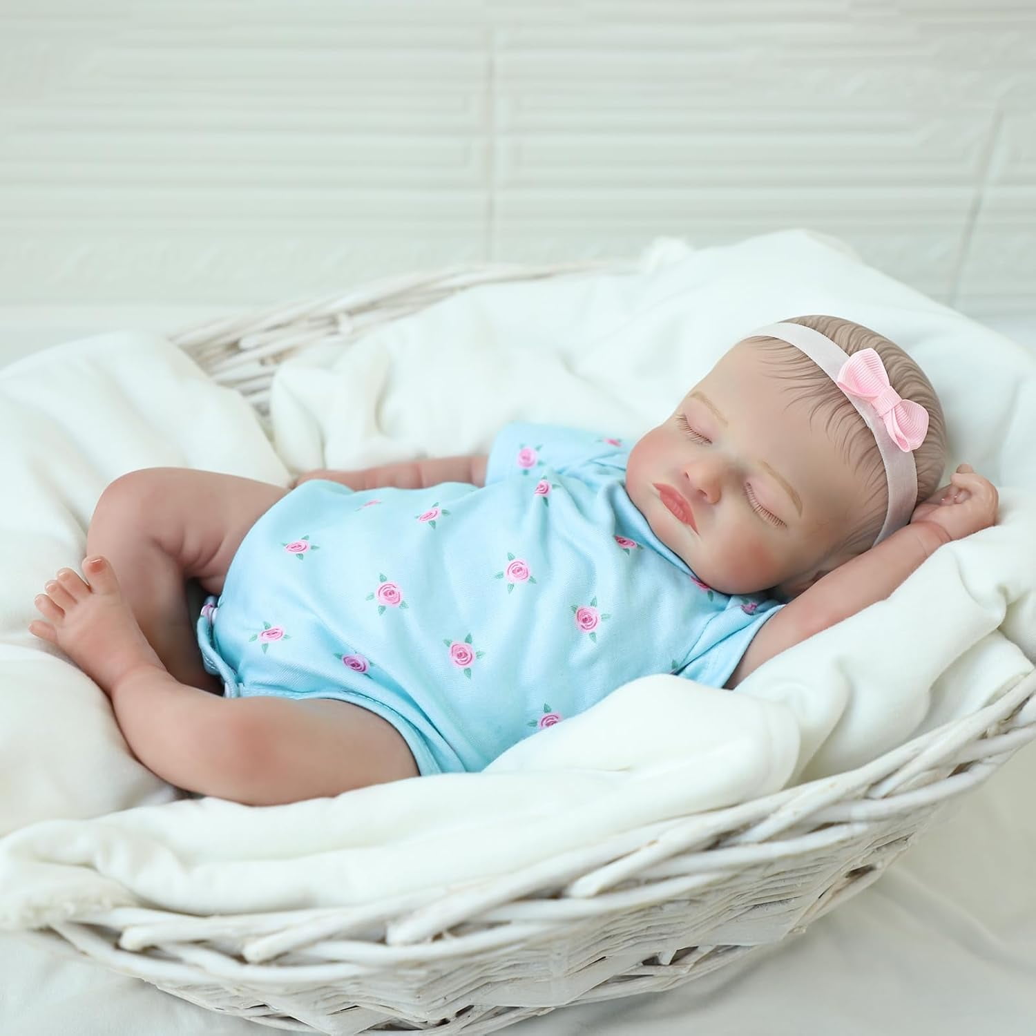 Lifelike Reborn Baby Dolls-20 inch Sleeping Realistic Newborn Baby Dolls, Soft Body with Feeding Toy