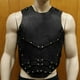 thumbnail image 2 of Ropa con correas de hombro de varias piezas con ribete de cuero, vestido de gladiador, corsé con tirantes de hombro de samurái, 2 of 4