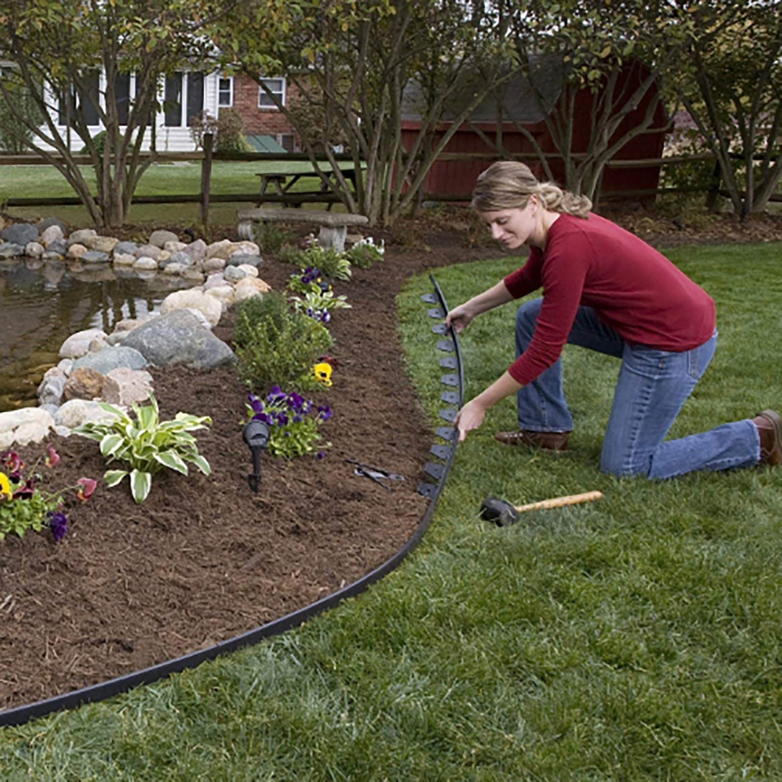 Landscape Edging, 33FT Flexible Plastic Garden Border Edging with Stakes, No Dig Lawn Edging Roll,Fence for Flower Beds,Yard,Pathway, Paver Borders,Easy Tool-Free Installation,Durable Outdoor Design