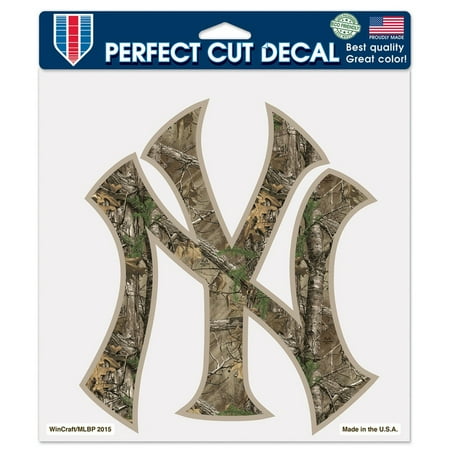 - New York Yankees WinCraft Realtree 8