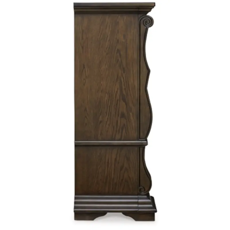Ashley Furniture Maylee Brown Chest of Drawers