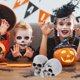 thumbnail image 2 of FELTECHELECTR 2 piezas de calavera artificial de Halloween, adorno de calavera aterradora, accesorios para casa fantasma, suministros para fiestas (4), 2 of 4