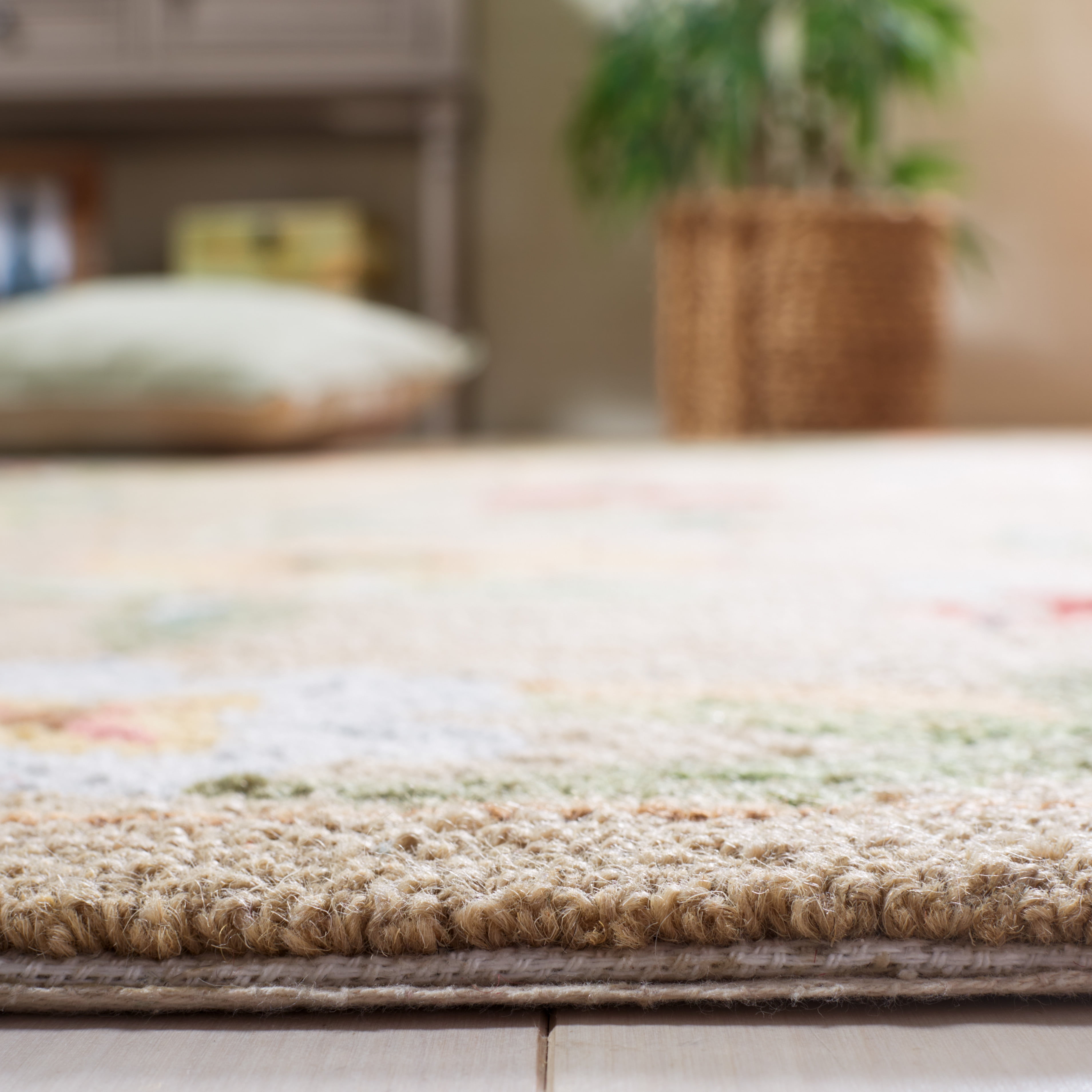 Safavieh Chelsea Gisselle Bordered Wool Runner Rug, Beige, 2'6" x 8'