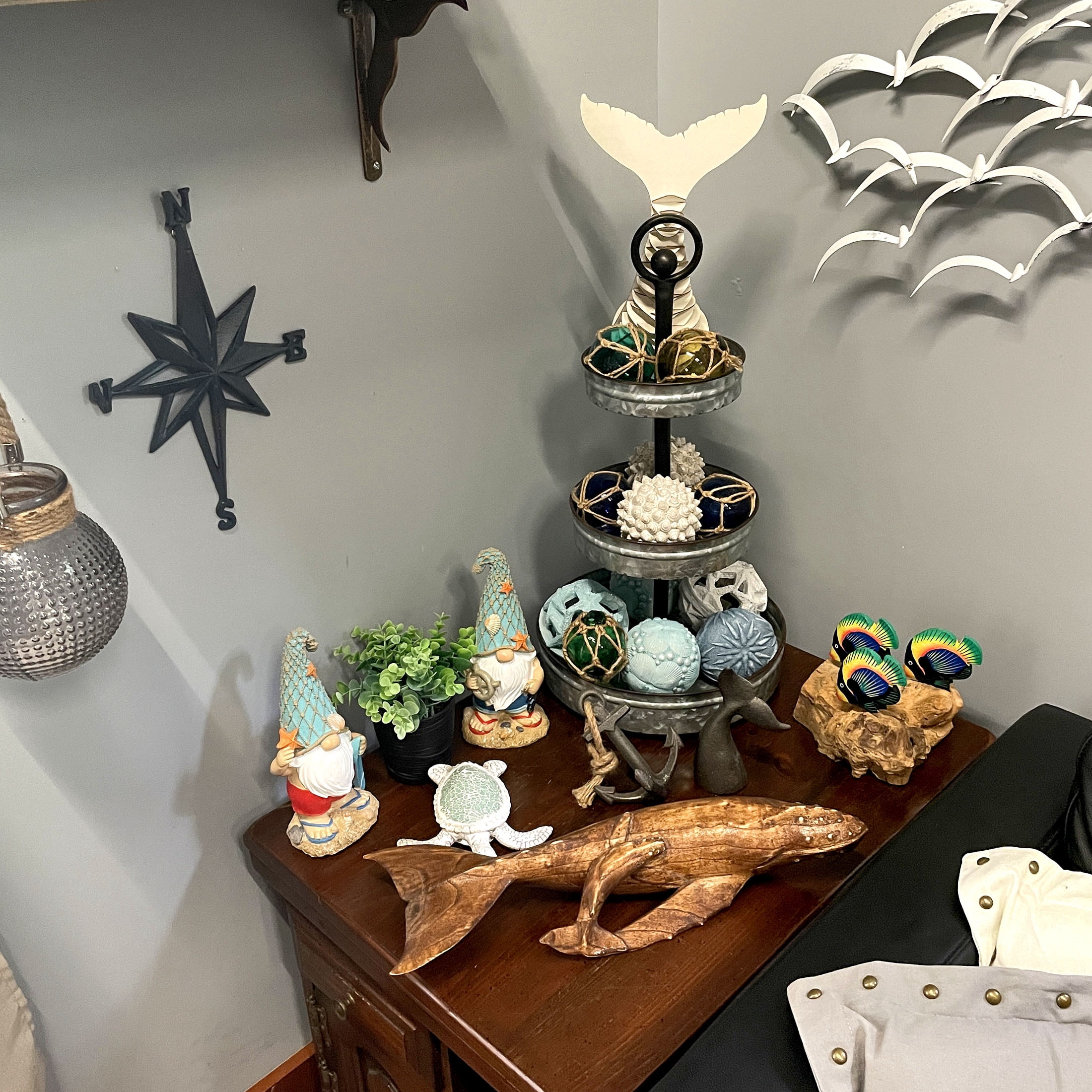 Chesapeake Bay Ltd Handcrafted Driftwood & 3 Tropical Fish Sculpture Coastal Nautical Table Decor