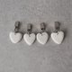 thumbnail image 4 of Pesas para manteles, perchas con forma de corazón, pesas para manteles con clips de acero inoxidable, mantel de piedra en forma de corazón, 8 paquetes (blanco), 4 of 5