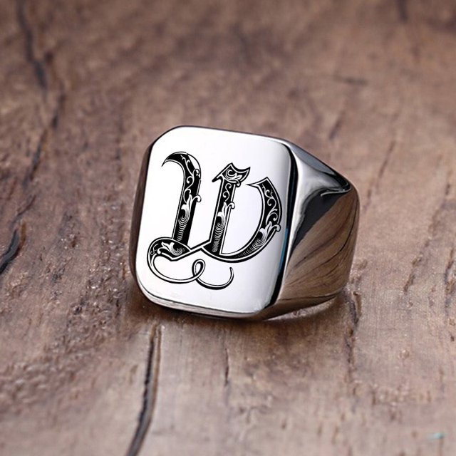Anillo de sello con iniciales Retro Vnox para hombre, 18mm, sello pesado voluminoso, banda masculina, letras de acero inoxidable, regalo de joyería personalizado para él Tan Jianjun unisex