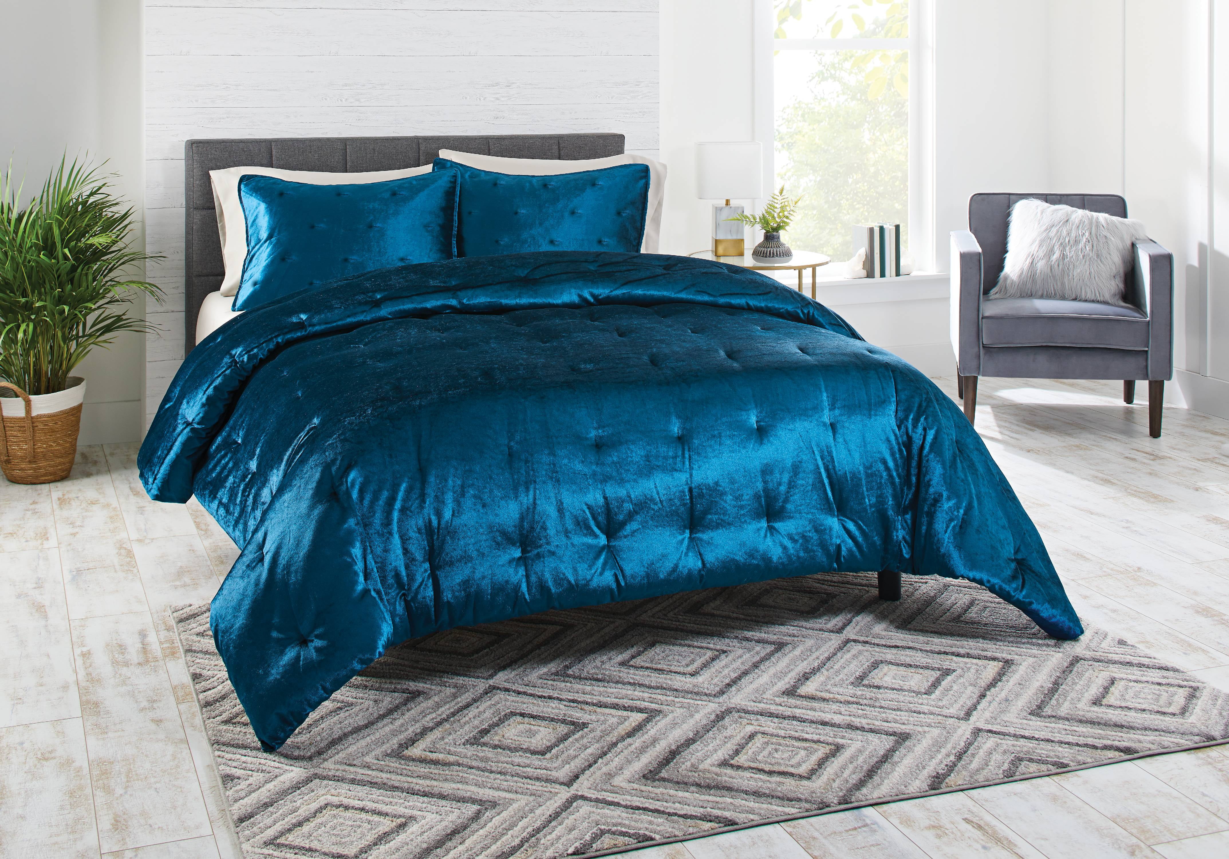 Royal Velvet 4-pc Full Size Comforter Set Blue Frost 