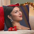 thumbnail image 4 of Olivia RodrigoFundas de almohada de terciopelo con tema, regalos de funda de almohada, decoración para el hogar, cojín de lanzar, regalo de cumpleaños para fans y parejas. 50cm x 50cm., 4 of 6