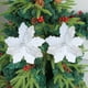 thumbnail image 4 of Decoración navideña con lentejuelas y flores | Arreglo floral de nailon artesanal con encaje, cascabeles y bordes dorados | Elegante adorno para árbol de Navidad para decoración navideña, 4 of 6