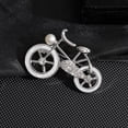 thumbnail image 2 of Elegante broche para bicicleta con detalles en perlas y cristales, 2 of 3