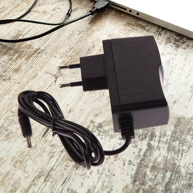 Adaptador convertidor AC 100-240V DC 3.5 x 1.35MM 5V 2A 2000mA Cargador Enchufe de la UE Barbie Nuevos Originales