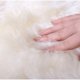 thumbnail image 3 of Piel de oveja artificial, sensación cómoda como una alfombra de piel artificial de lana real, cojín decorativo para silla y sofá de pelo largo esponjoso y suave., 3 of 7
