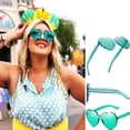 thumbnail image 4 of Gafas de sol elegantes con forma de corazón, gafas de sol para mujer con colores intensos y vibrantes para una amplia gama de aplicaciones, montura cómoda y atractiva con base de plástico, ideal para, 4 of 7