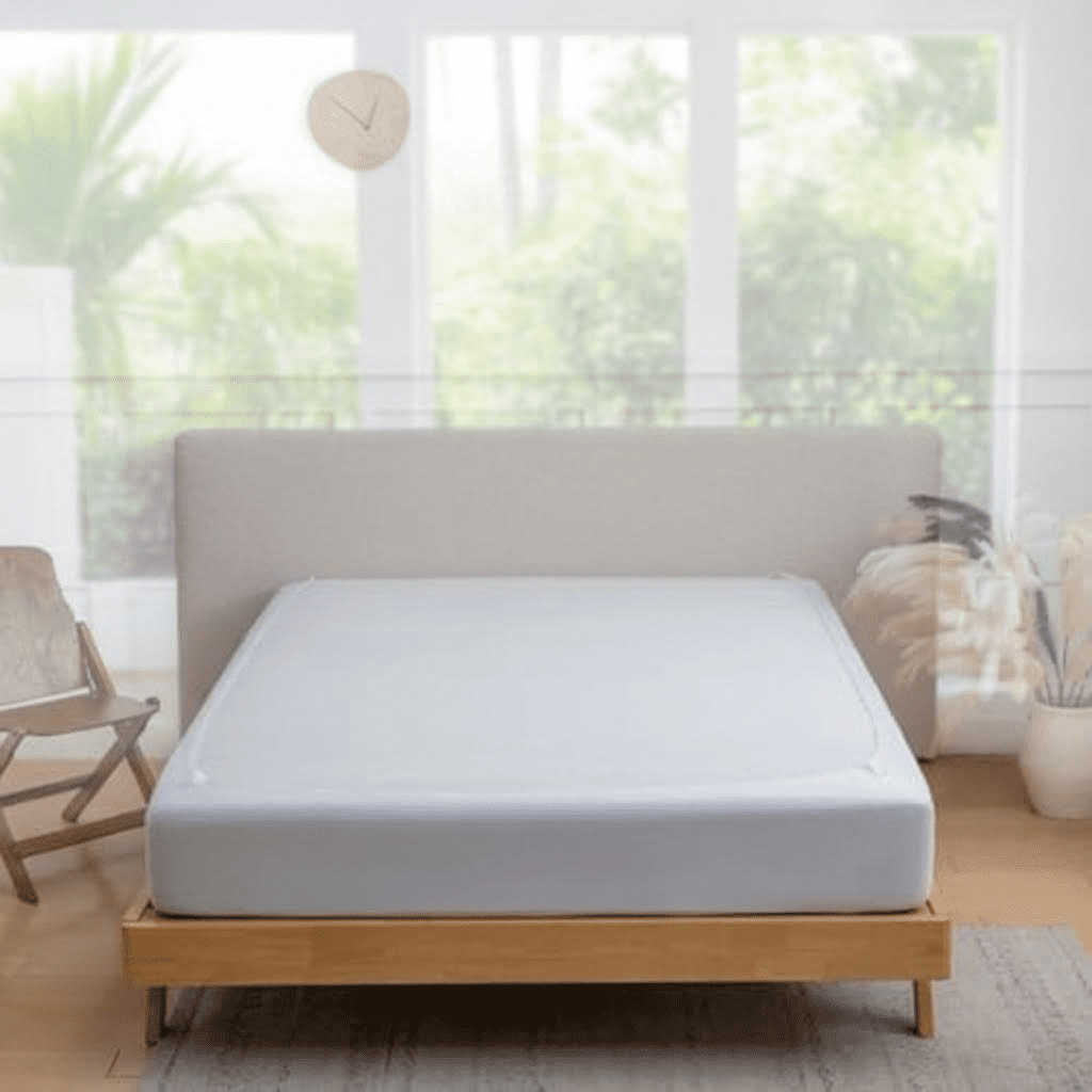 Full Size Box Spring Cover with 4-Way Stretch Elastic Band, Smooth Wrap-Around Bed Skirt for Hotel and Home Use in White