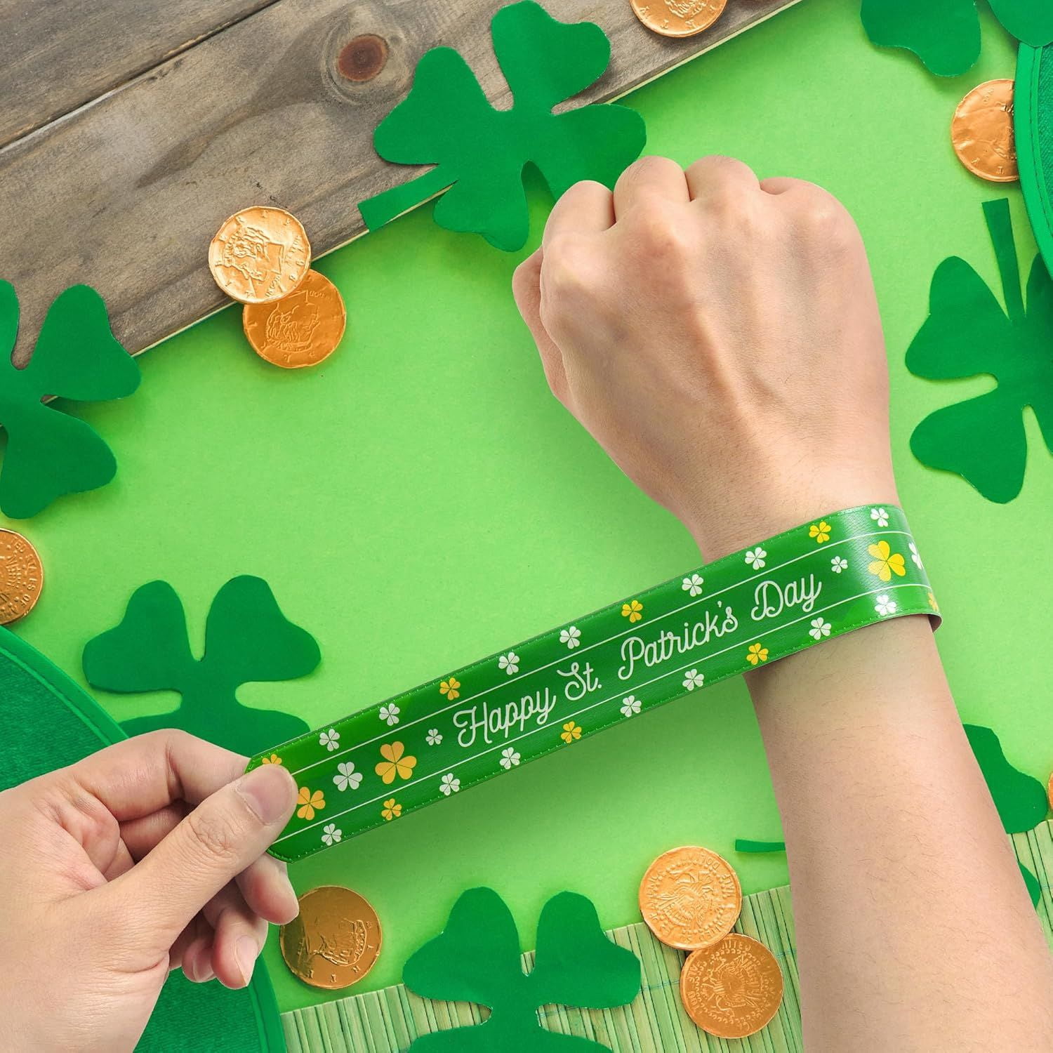 36Pcs Easter Slap Bracelet,Easter Decorations Bracelet Decorations Gifts,Bunny Bracelets Present for Holiday Goodie Bag Stuffers,Bracelets Bulk for Birthday School Classroom Prizes Outdoor