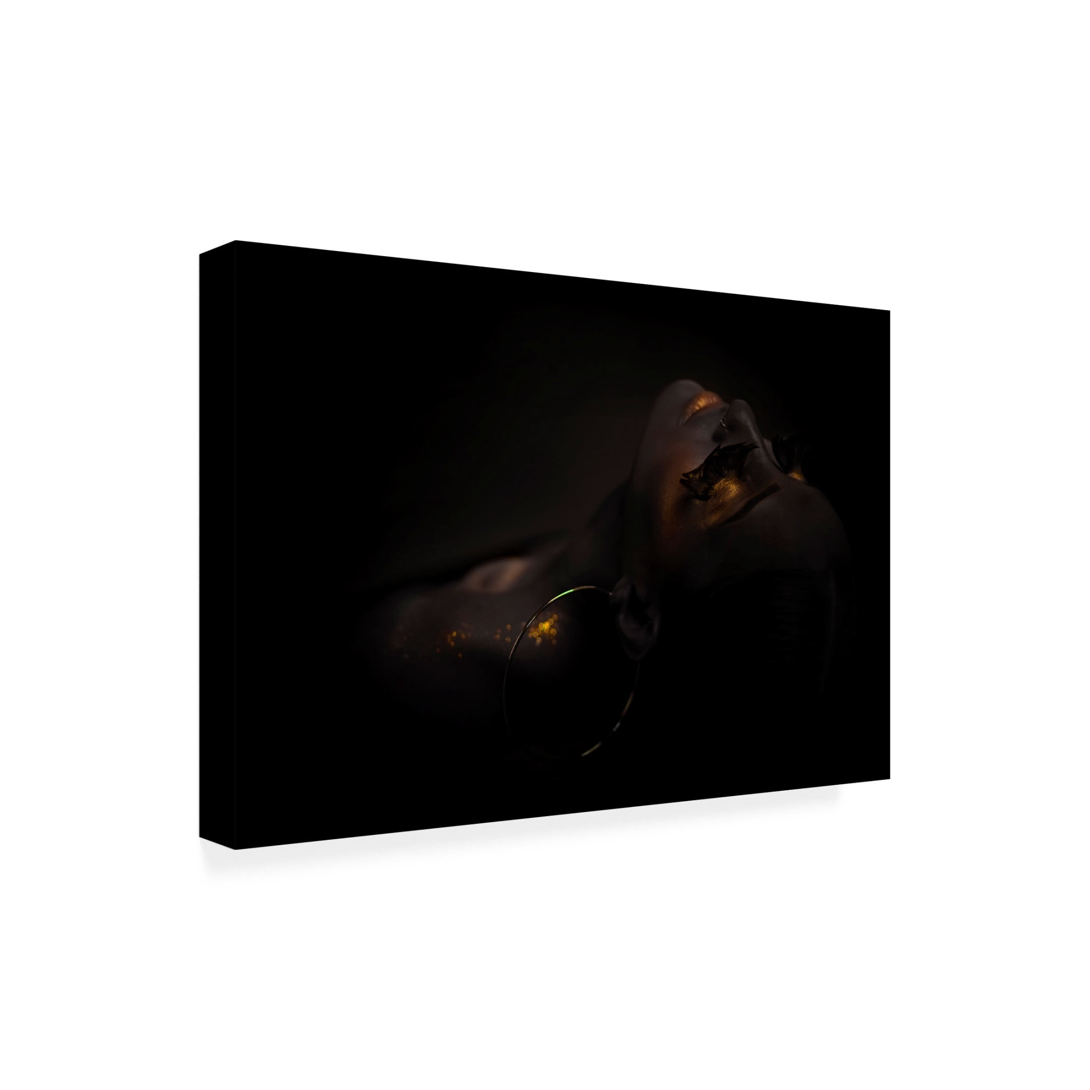 Canvas Wall Art - Maya Iltus 'Cleopatra' Wall Art for Living Room, Bedroom, or Office D?cor by Trademark Fine Art - 19 x 12 Inches