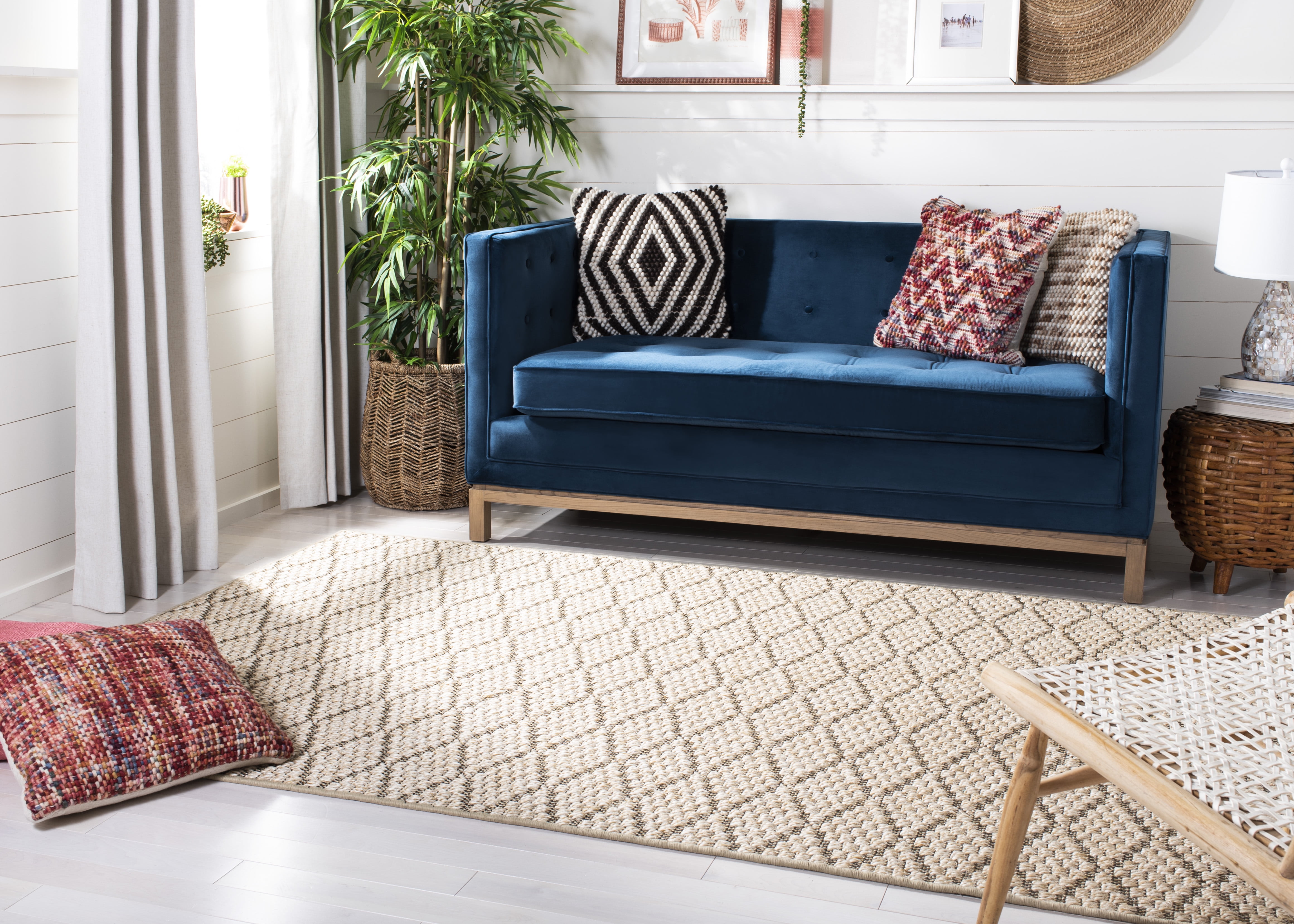 SAFAVIEH Palm Beach Bairre Geometric Area Rug, Beige/Brown, 5' x 8'