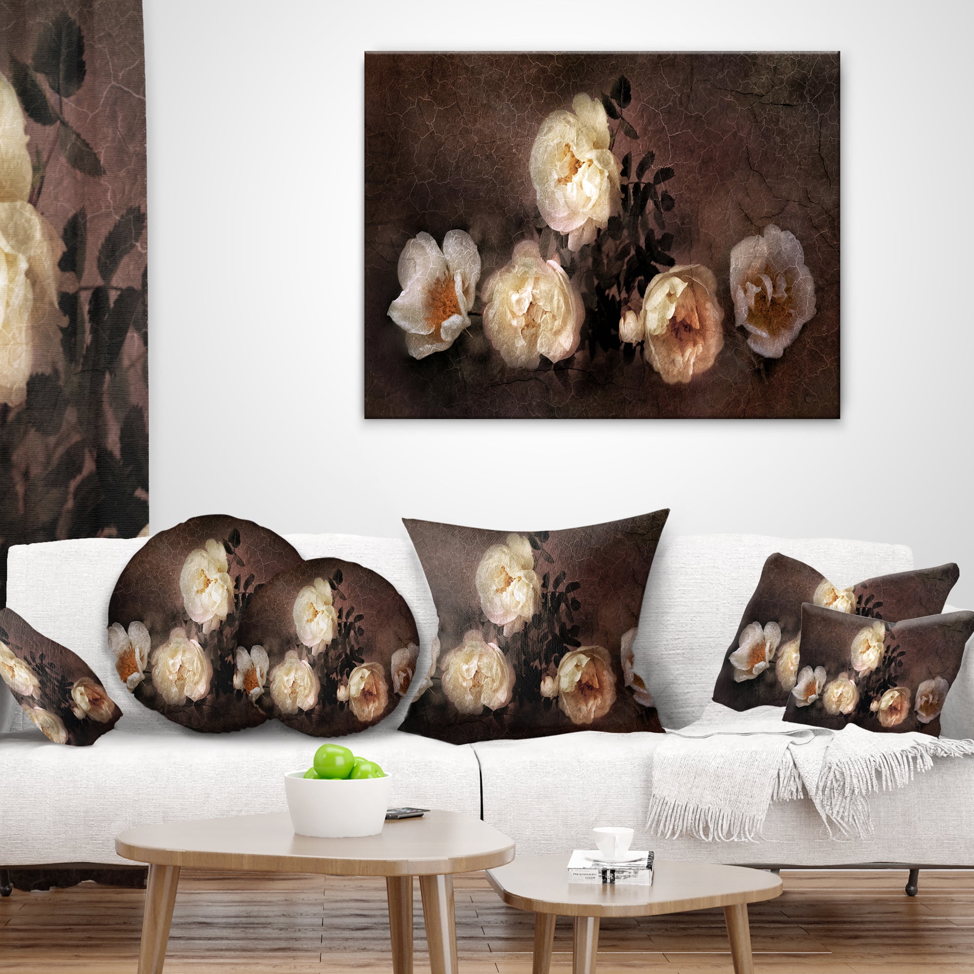 Designart Wild Roses in Old Painting Style - Floral Throw Pillow - 16x16