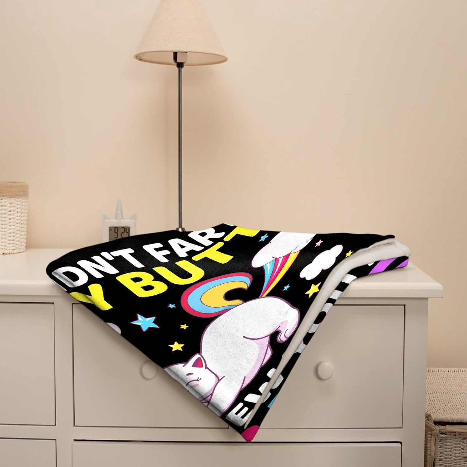 Funny Cat Blanket Gift for Girls Boys 40x50 Inches Soft Flannel Throws Blankets Funny Gift for Teen Women Men Adult Cute Cat Lover Gifts for Birthday Christmas Halloween Bed Sofa Couch
