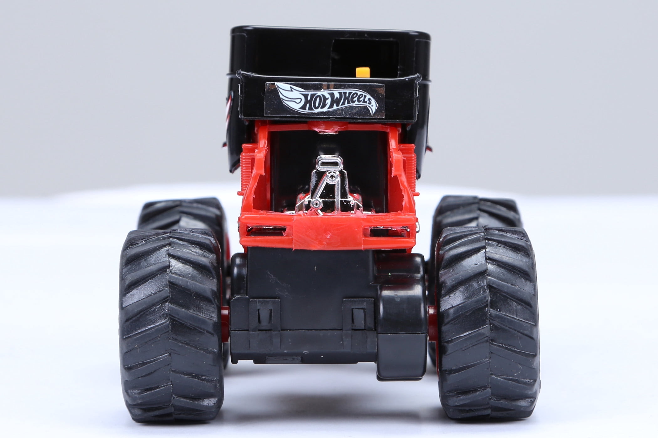 New Bright 1:43 Scale Remote Controlled Bone Shaker Monster Truck Play Vehicle
