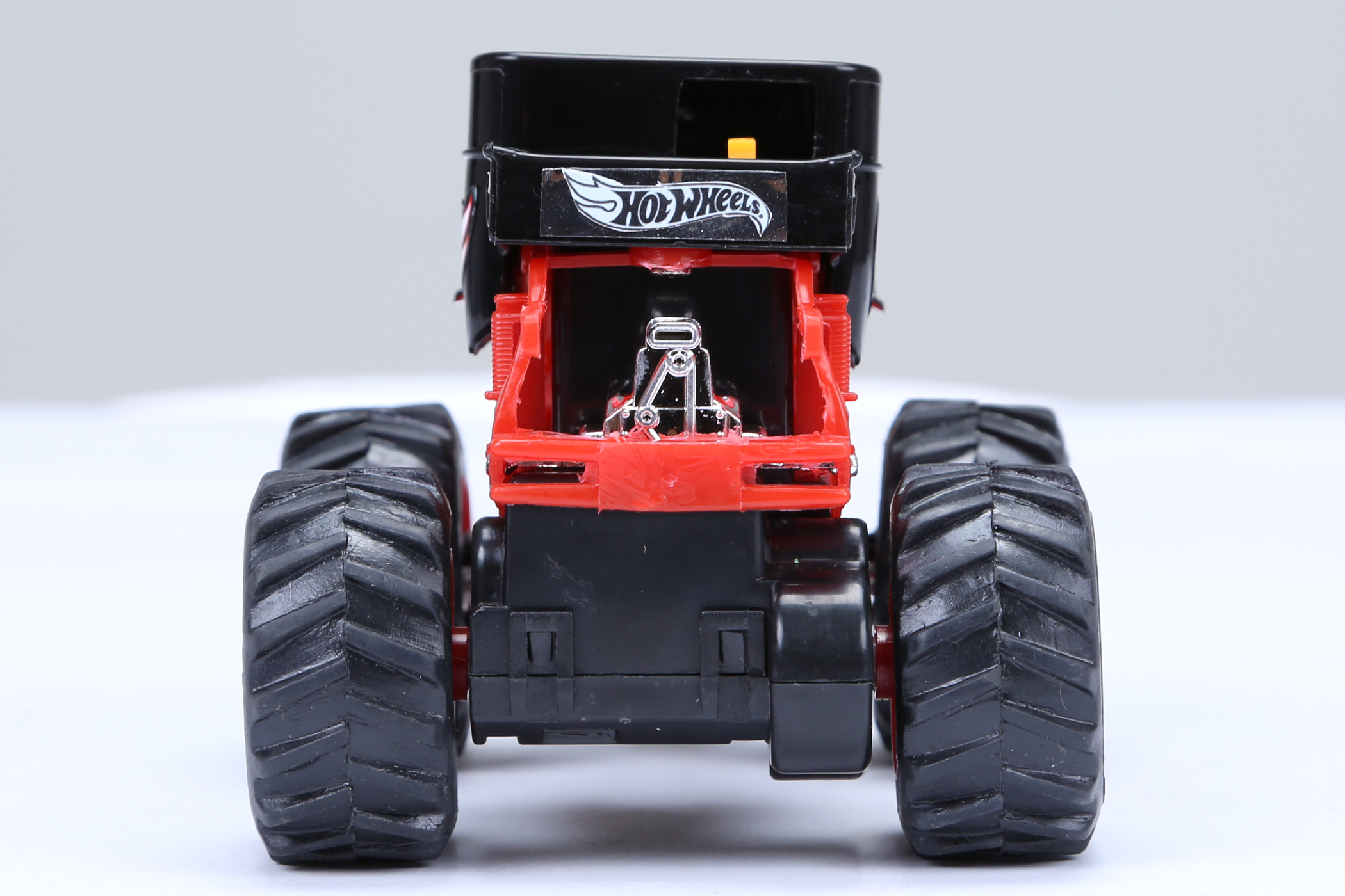 New Bright 1:43 Scale Remote Controlled Bone Shaker Monster Truck Play Vehicle - image 4 of 10
